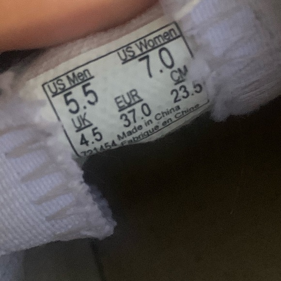 Vans - Picture 4 of 4